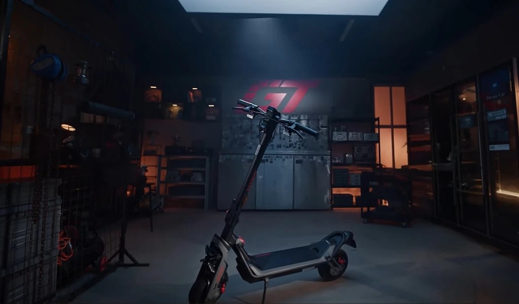 Electric Scooter Winter Tires – Best Options For Snowy/Icy Roads